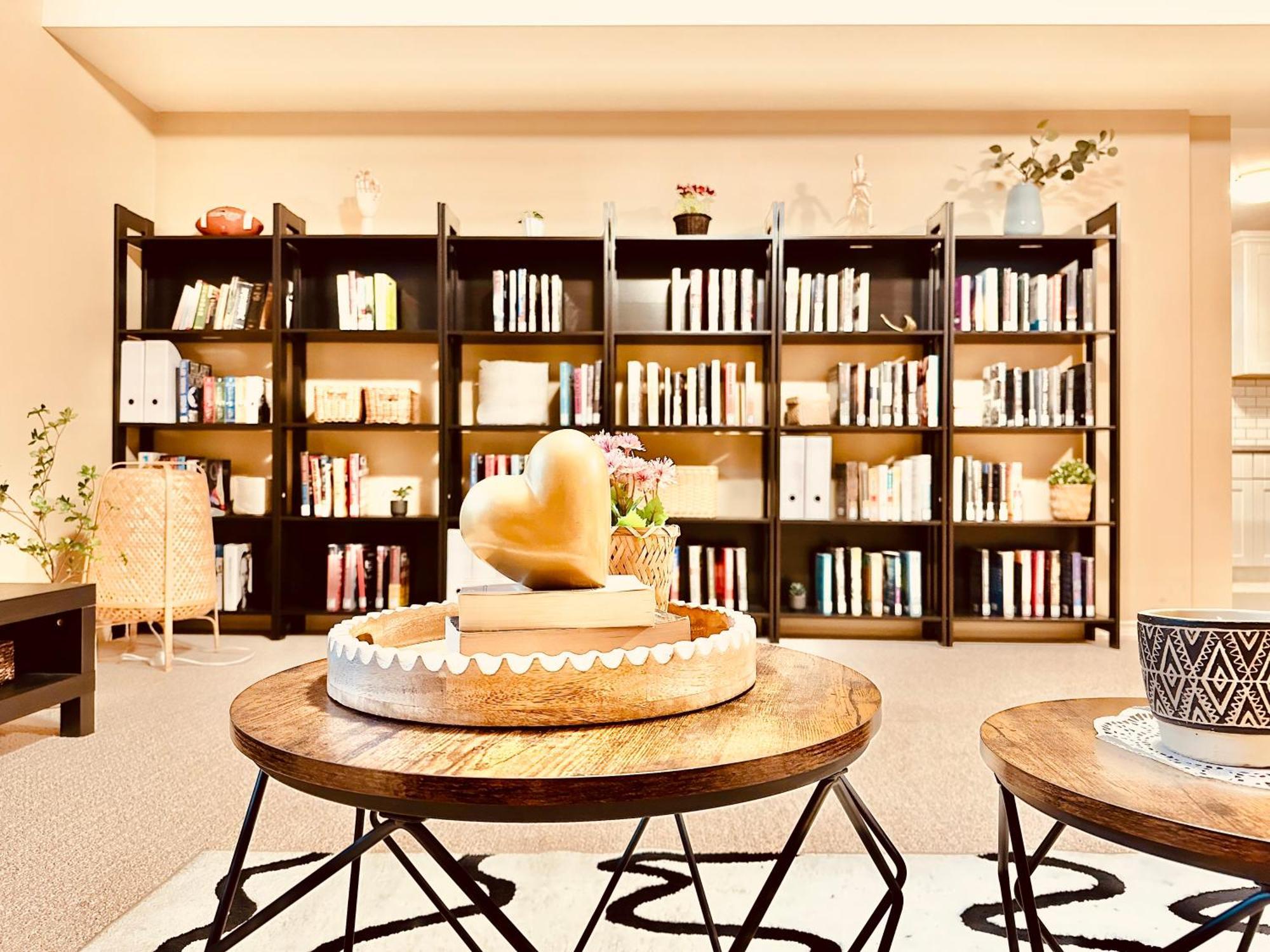 Scorpio House Langley Room B 外观 照片