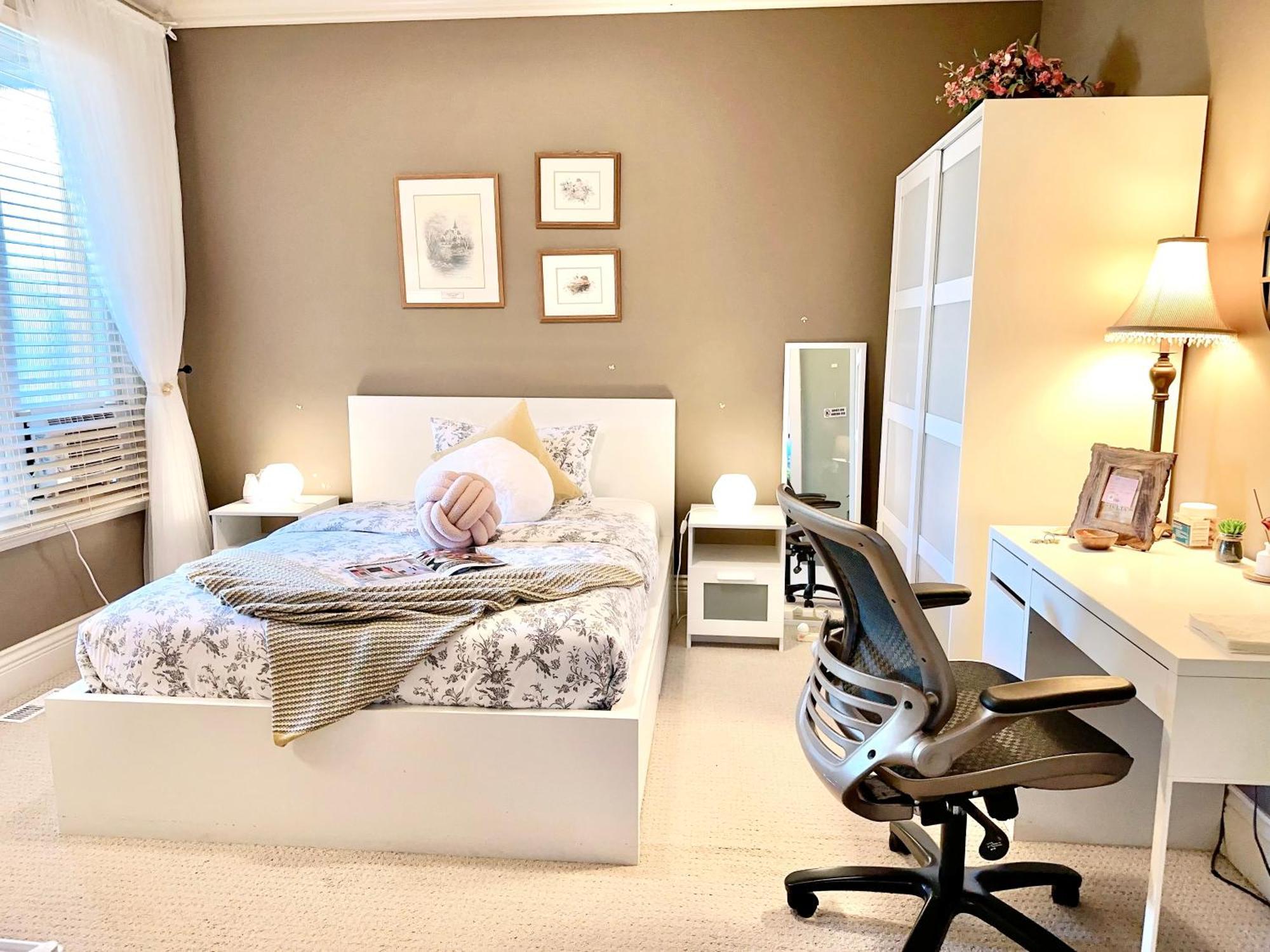 Scorpio House Langley Room B 外观 照片