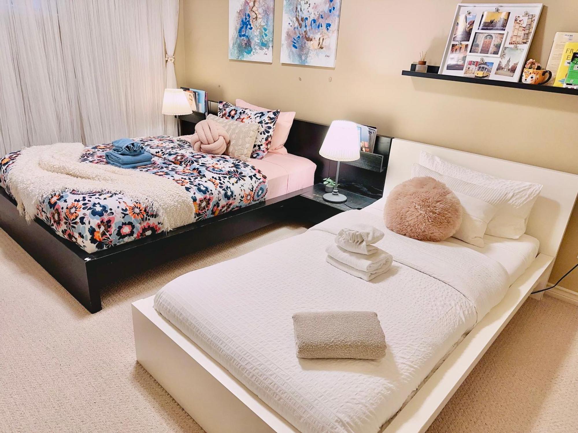 Scorpio House Langley Room B 外观 照片