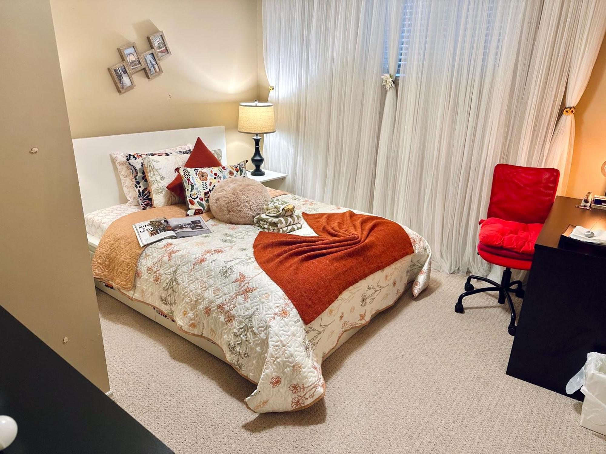 Scorpio House Langley Room B 外观 照片