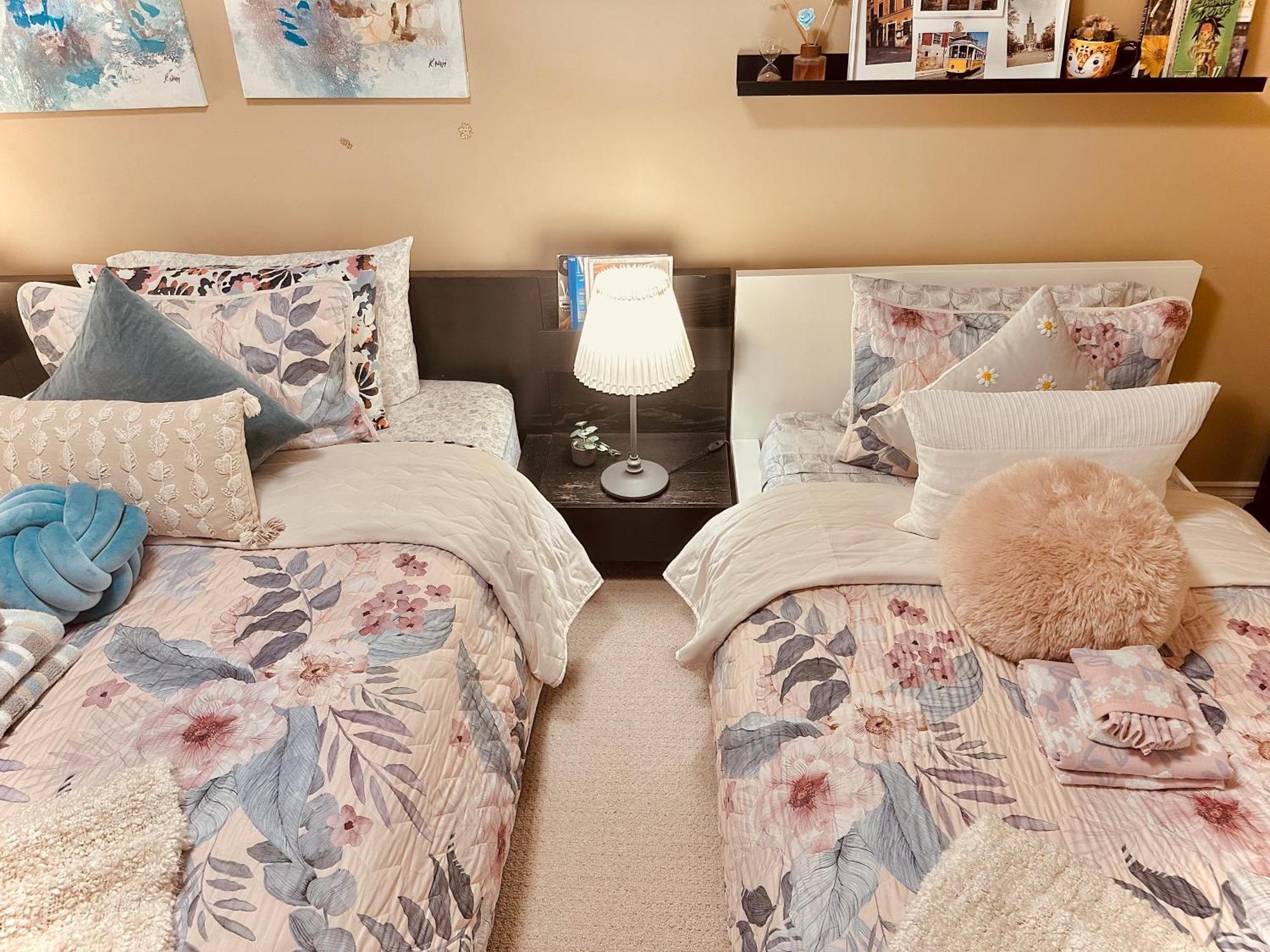 Scorpio House Langley Room B 外观 照片