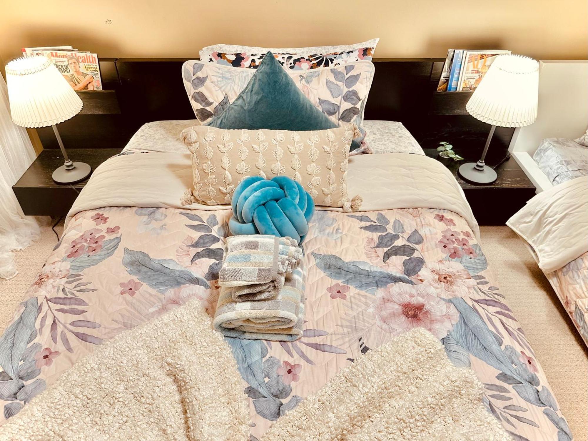 Scorpio House Langley Room B 外观 照片